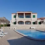 Отель Bluesea Cabo De Banos Кала-эн-Бланес