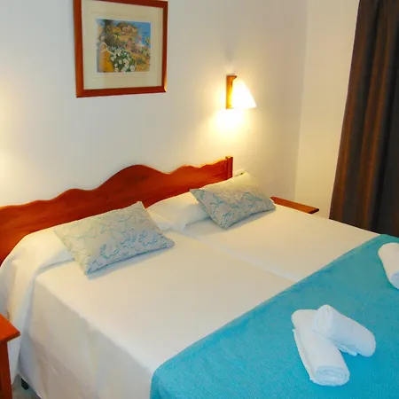Bluesea Cabo De Banos فندق كالا إن بلانيس