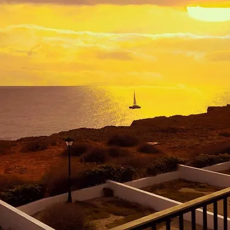 מלון Moon Dreams Cabo De Banos 3*